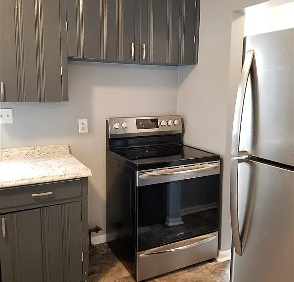 900 Vest Dr — Photo 9