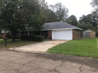 3625 Azalea Cir, Columbus, MS 39705