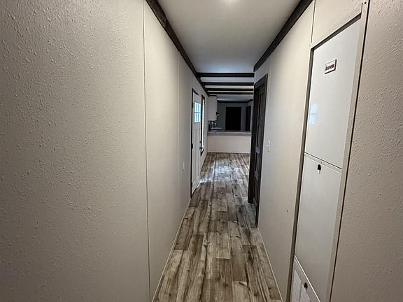 3rd image of 10217 Fm 773