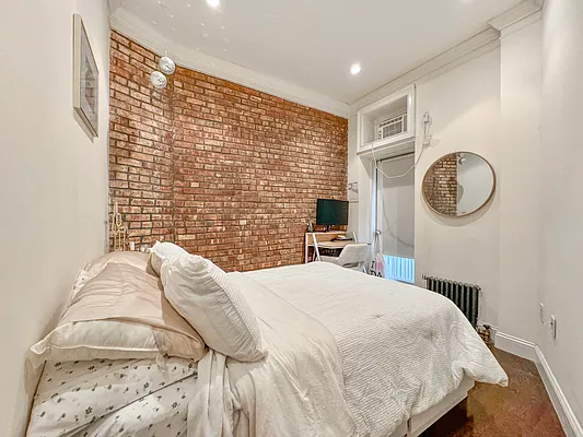 Rented by Dallien Realty Limited Liability Company | media 23