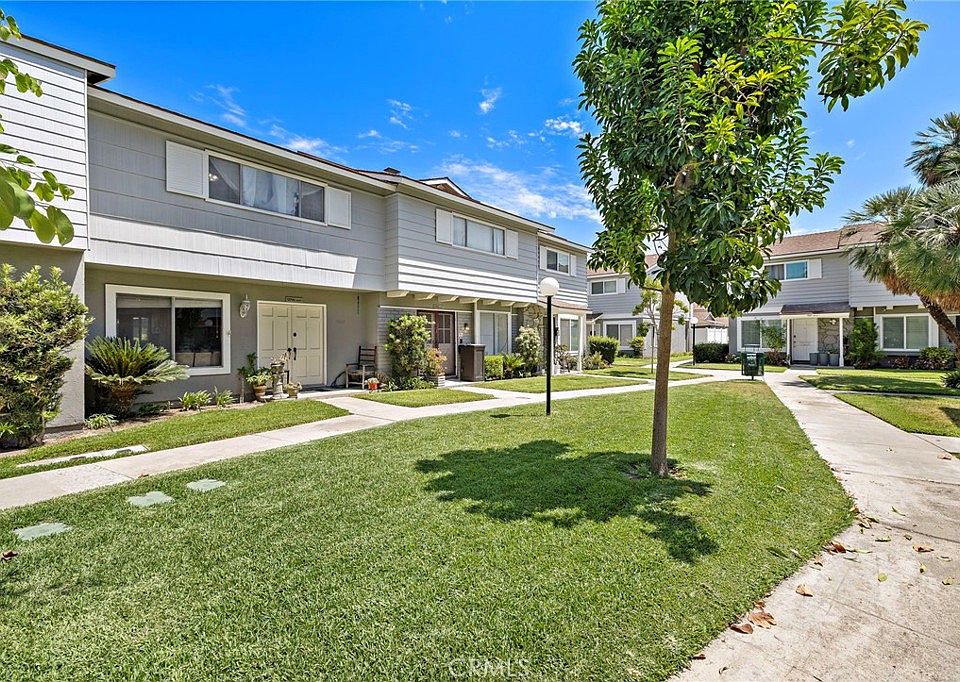 1st image of 12756 Ascot Dr