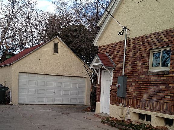 2nd image of 2552 S Alden St