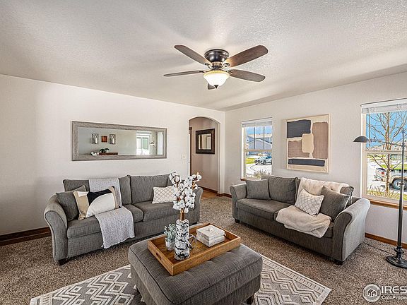 5th image of 4494 Carlyle Ln