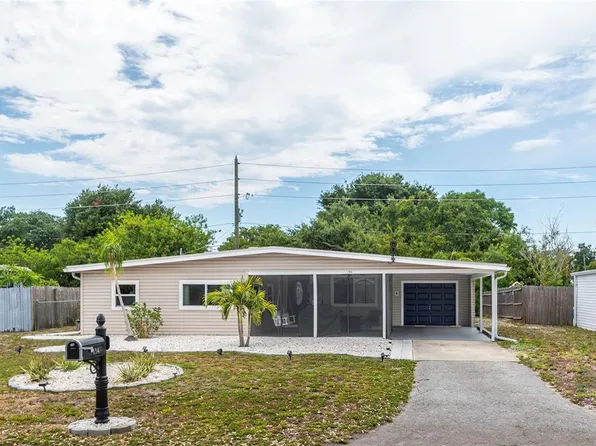 134 Melody Ln, Largo, FL 33771