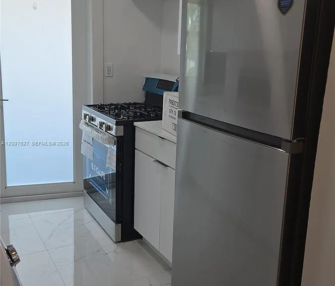 9200 E Bay Harbor Dr #1 — Photo 4