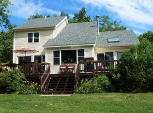 88 River Rd, Hardwick, MA 01082