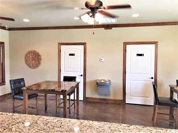 4th image of 1907 NE Frost Dr #79