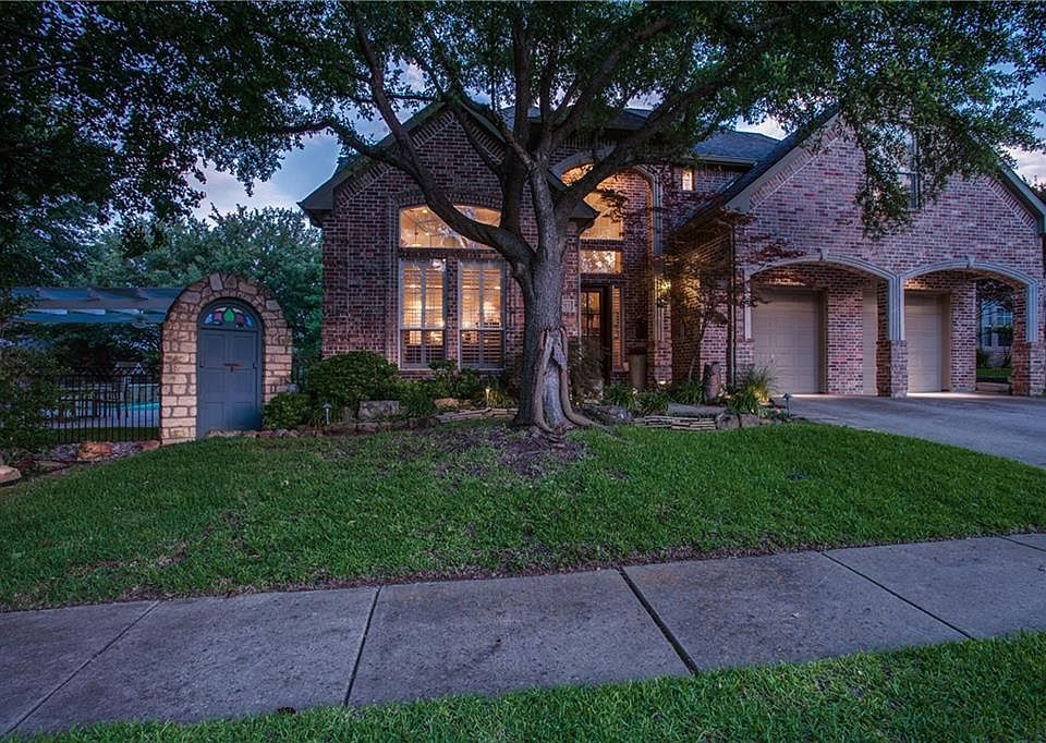 1st image of 2015 Hillcrest Ct