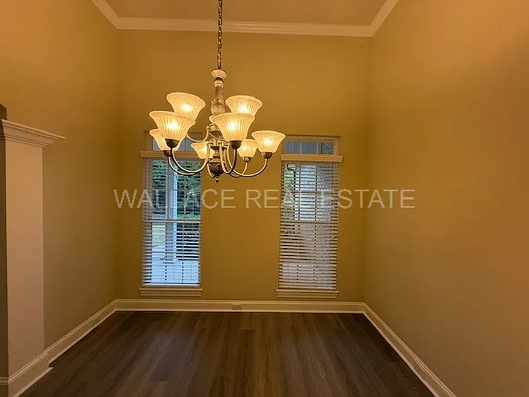 10912 Alvaros Ln — Photo 3