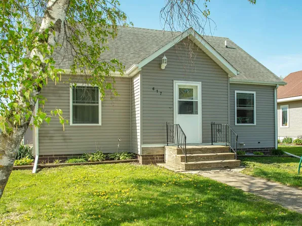 617 W 5th St, Allison, IA 50602