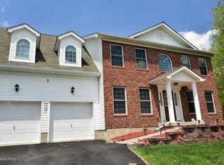 193 Ash Dr, Long Pond, PA