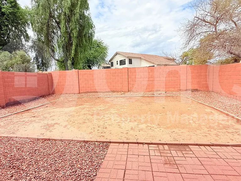 6022 N Florence Ave — Photo 29