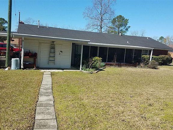 4th image of 2635 Essex Pl