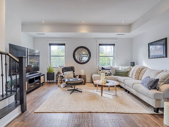 3rd image of 17 Baldwin St #209
