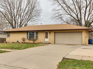 143 Greenfield Pkwy, Des Moines, IA 50320