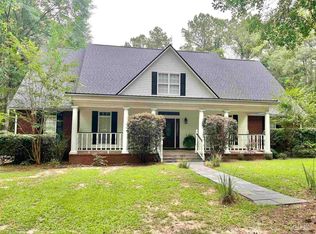 56 Hummingbird Ln, Atmore, AL 36502