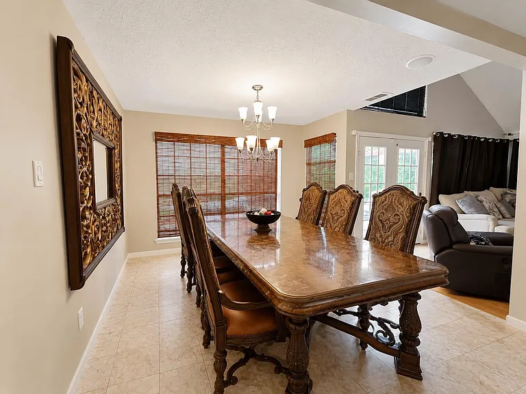 3115 Ashford Bend Dr — Photo 9