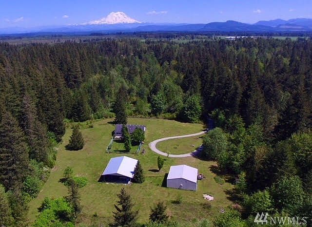 1st image of 16015 Chuckawa Ln SE