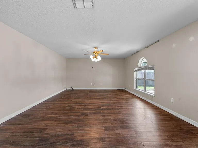 14308 NW 161st Ave — Photo 12
