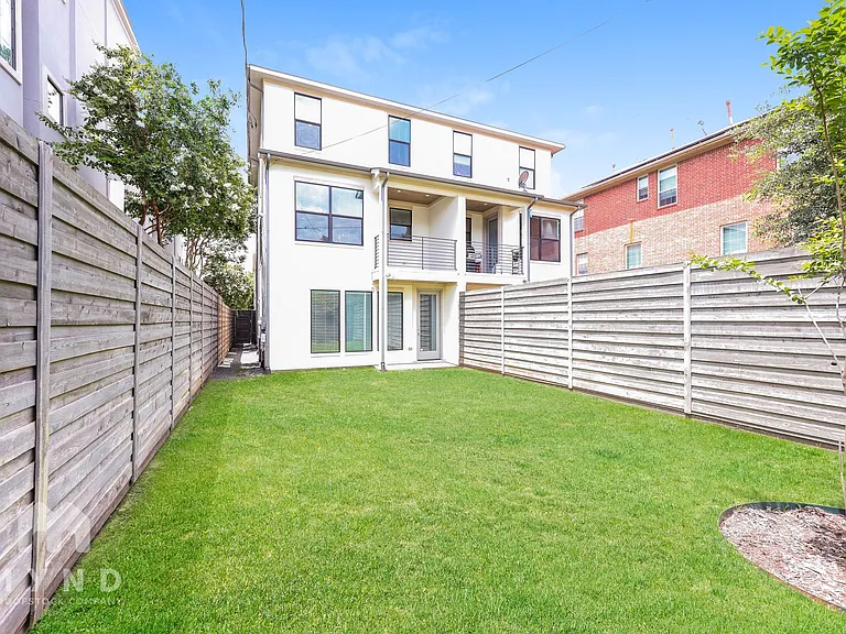 4216 Bowser Ave — Photo 25