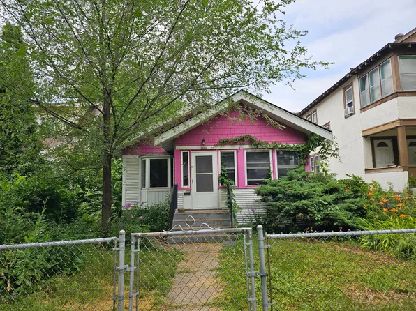 3904 Clinton Ave, Minneapolis, MN 55409
