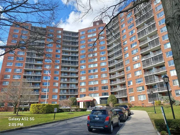 220-55 46 Avenue #6F, Bayside, NY 11361
