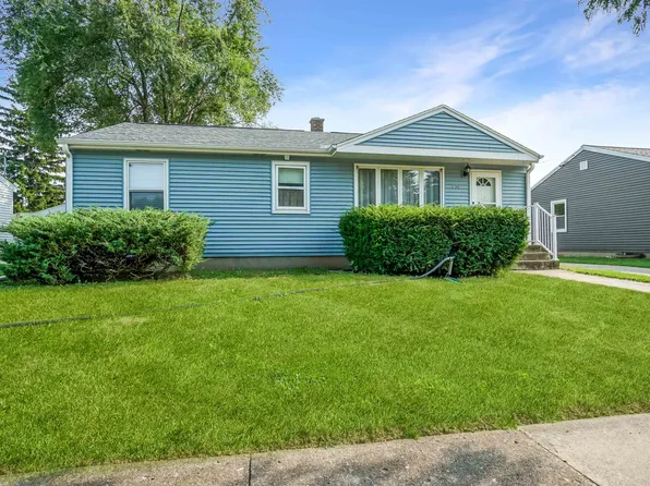236 18th St, Fond Du Lac, WI 54935