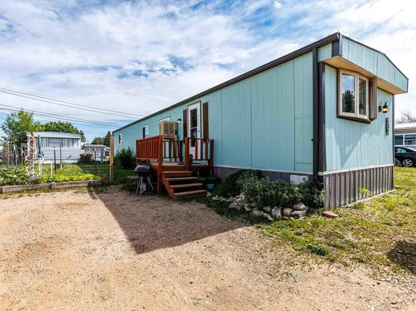 907 Ziebach St, Belle Fourche, SD 57717