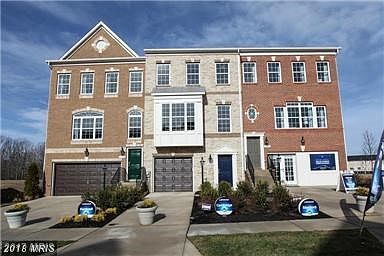 End Unit with 2 Car Garage