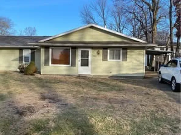3520 Saint Francis Dr, Springfield, IL 62703