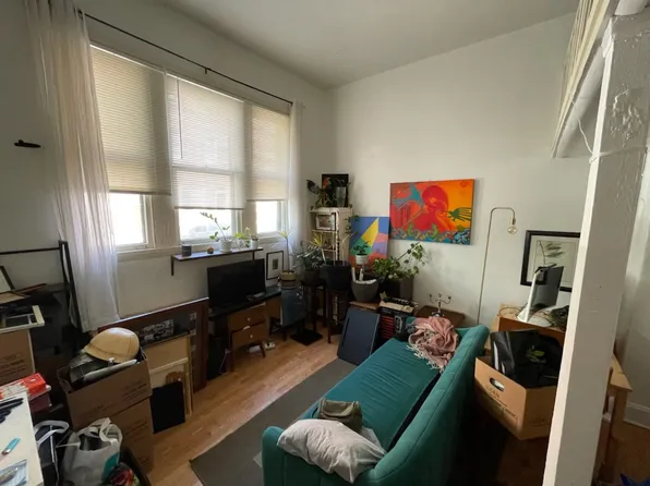 253 S 12th St #1, Philadelphia, PA 19107