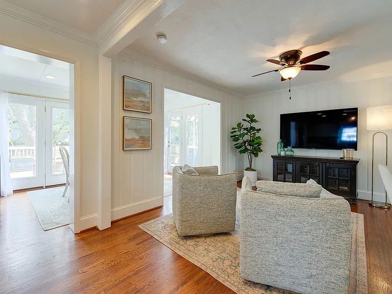 3221 Sunset Dr — Photo 25