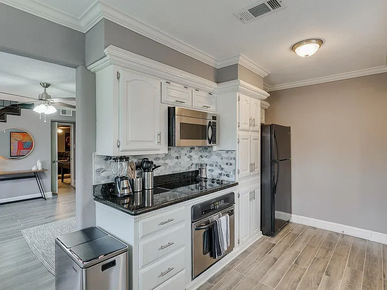11259 Drummond Dr — Photo 13