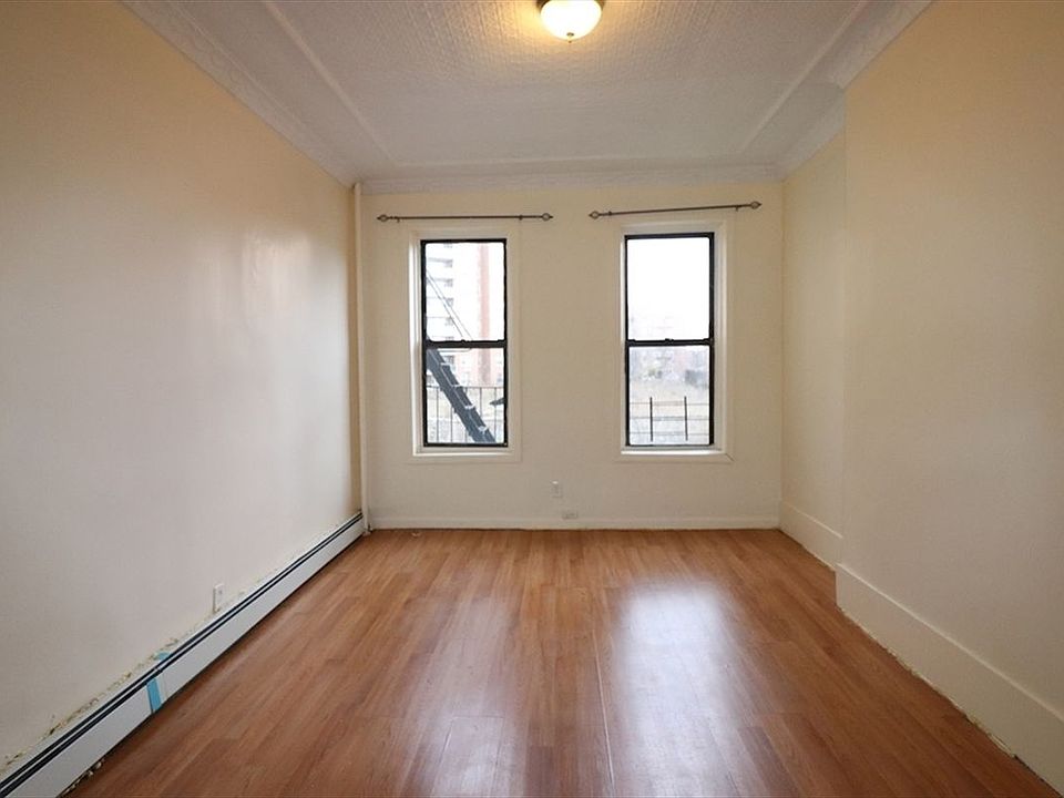 1st image of 3319 Avenue I #2