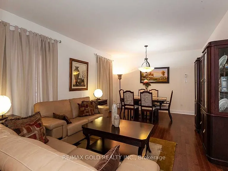 16 Valleyway Dr — Photo 12