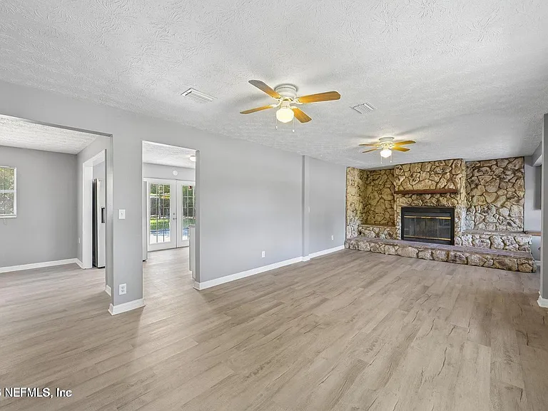 8032 Lourdes Dr S — Photo 4