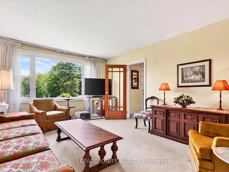 820 Simcoe St N #MAIN — Photo 6