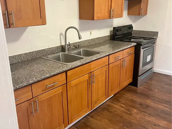 3911 S Mead St APT B, Seattle, WA 98118