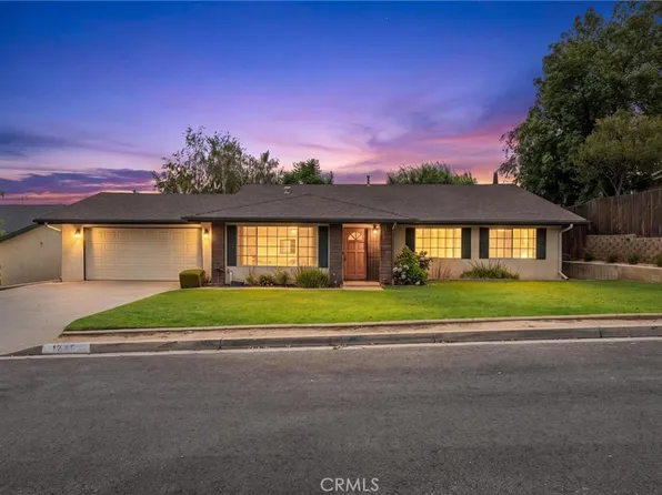 1246 Lone Star Ct, Calimesa, CA 92320