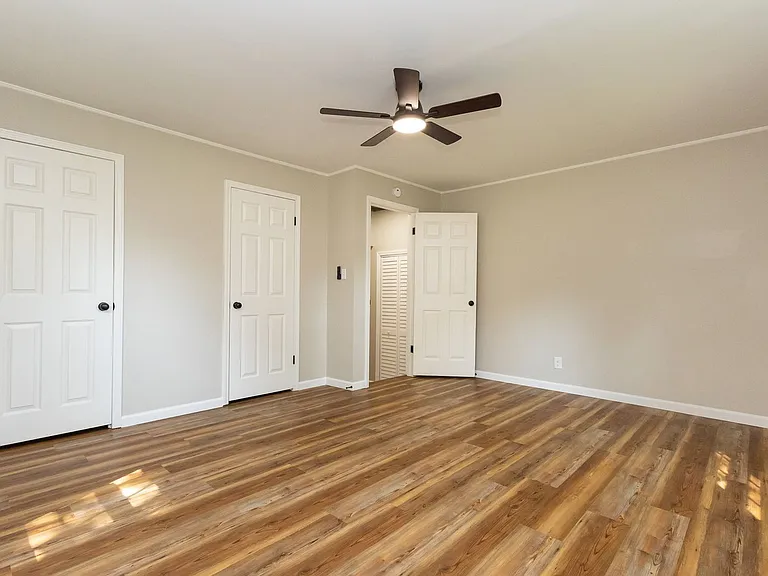 125 Anderson Rd — Photo 17