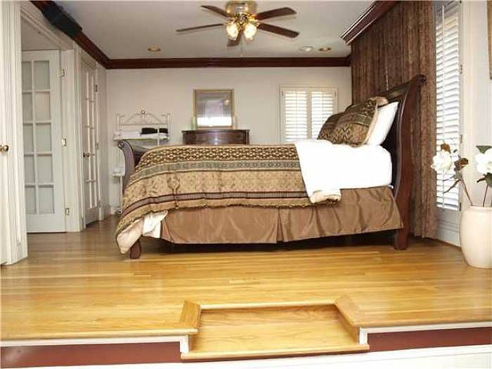 THE MASTER SUITE