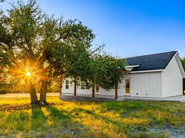 472 Scott Branch Rd, Harper, TX 78631