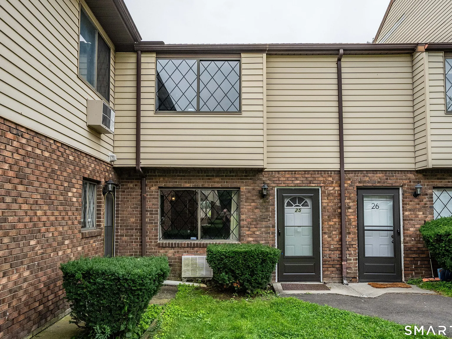 2 bed, 1.5 bath, 984 sqft, $1,650 — Photo 3