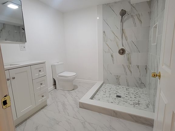 4th image of 6 Wentzell Ave #2