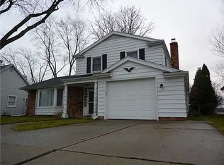 1029 Farmington Rd, Maumee, OH 43537