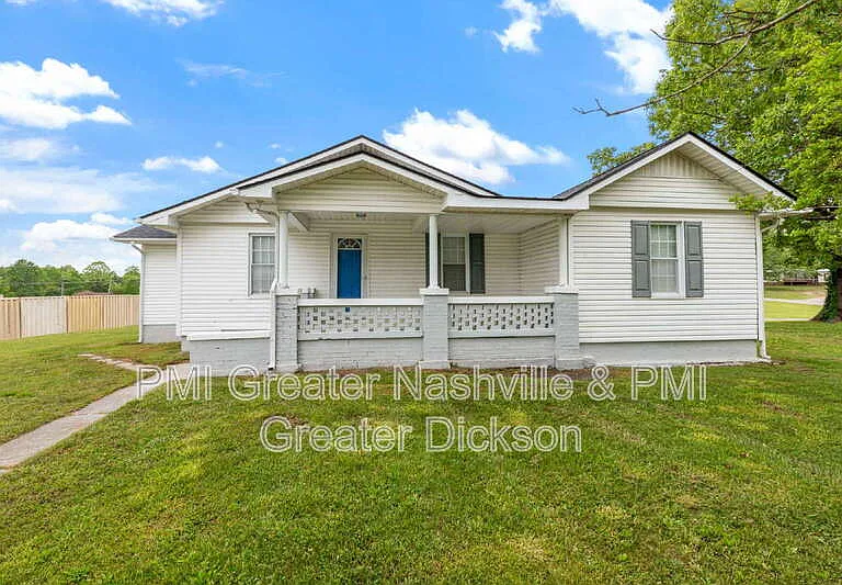 4859 Highway 100 — Photo 1