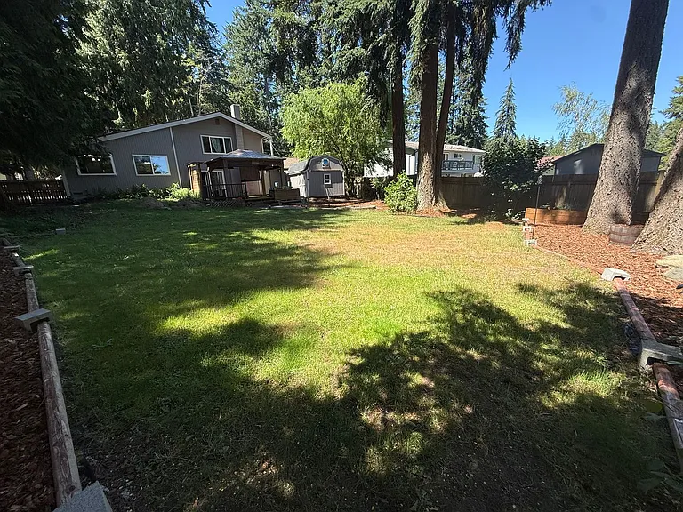 4460 Fir Dr NE — Photo 19