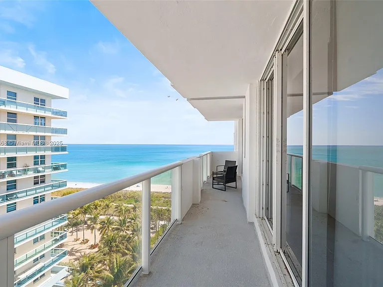 9195 Collins Ave #1103 — Photo 8