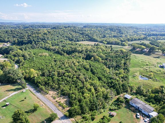 2nd image of Ted Weems Rd