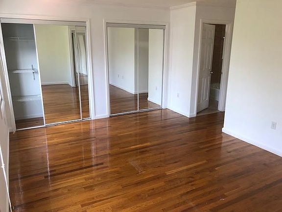 5th image of 91 Beacon Ave #2